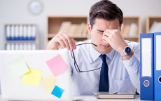 午休监控下的领导焦虑：员工午休权益的反思