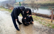 目击者目睹鞭炮摊失火半小时：惊心动魄的救援瞬间