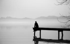 地铁吐血女孩5万求医路：男友离世前深情遗愿