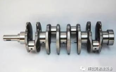 中国制造巅峰之作：400吨曲轴震撼安装见证大国重器崛起